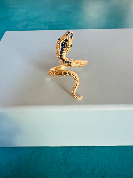 Sapphire Serpent Ring